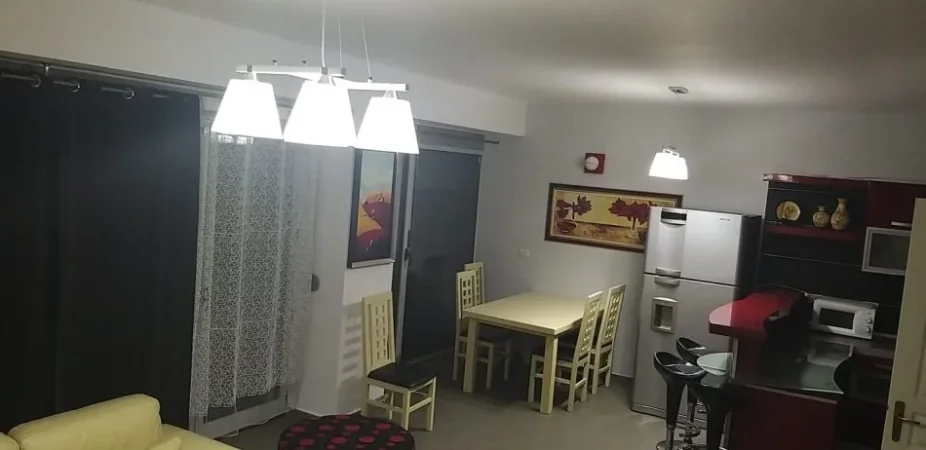 Tirane, jepet me qera apartament 3+1+Aneks+Ballkon Kati 9, 160 m² 800 € 