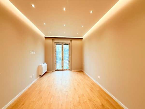 Tirane, jepet me qera zyre , 800 € (Rruga Jordan Misja)