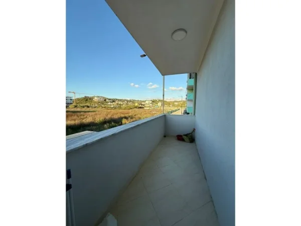 Durres, shitet apartament 1+1 Kati 1, 70 m² 90.000 € (Golem)