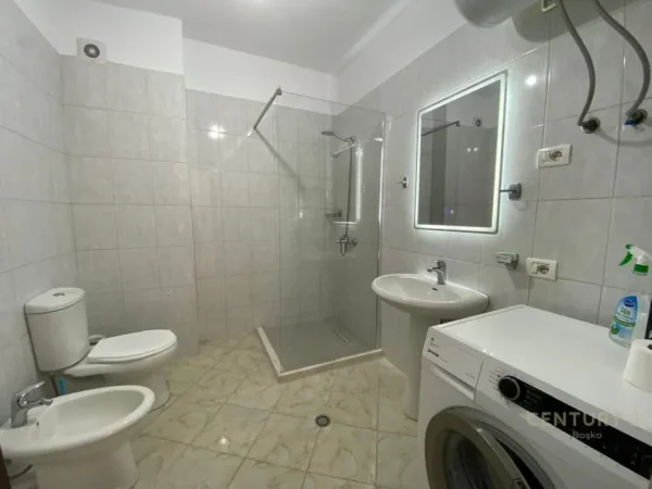 Tirane, jepet me qera apartament 1+1 Kati 5, 72 m² 500 € (Astir)