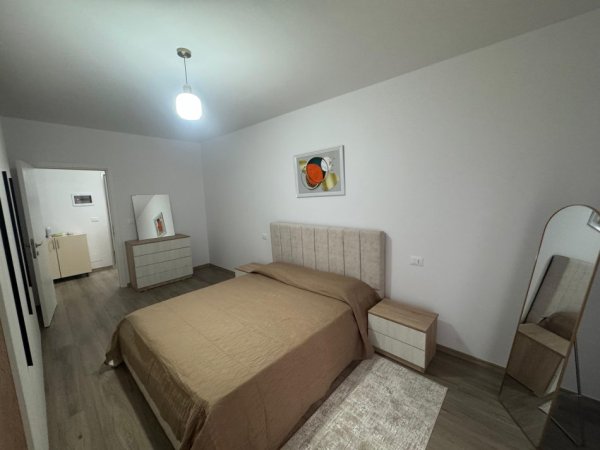 Tirane, jepet me qera apartament 1+1 Kati 2, 600 € 