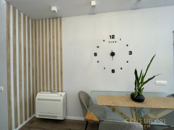 Tirane, shes apartament 2+1 Kati 6, 89 m² (Kompleksi Quatrum)