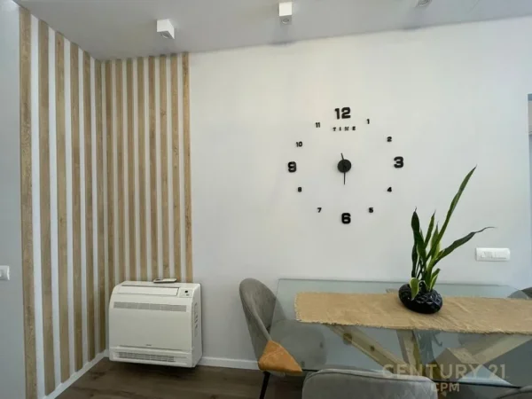 Tirane, shes apartament 2+1 Kati 6, 89 m² (Kompleksi Quatrum)