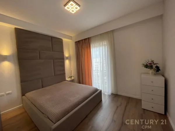 Tirane, shes apartament 2+1 Kati 6, 89 m² (Kompleksi Quatrum)
