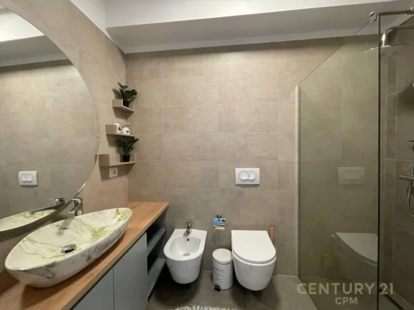 Tirane, shes apartament 2+1 Kati 6, 89 m² (Kompleksi Quatrum)