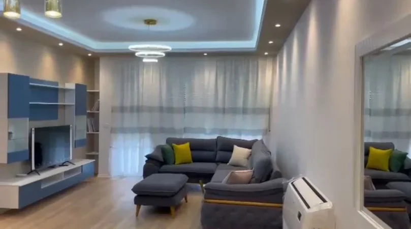 Tirane, jepet me qera apartament 2+1 Kati 5, 100 m² 900 € (DON BOSKO)