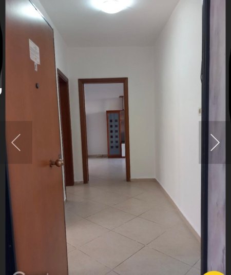 Tirane, jepet me qera apartament 3+1+Ballkon Kati 2, 90 m² 600 € 