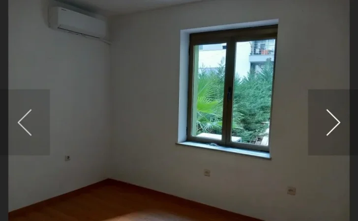 Tirane, jepet me qera apartament 3+1+Ballkon Kati 2, 90 m² 600 € 