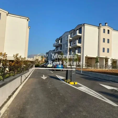 Tirane, shitet garazh | post parkimi , 23 m² (Liqeni i Thate, Vet Hospital)