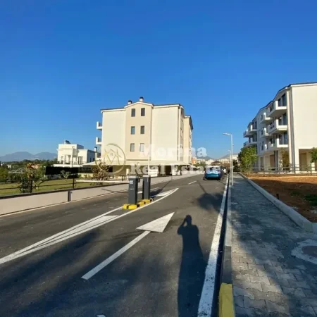 Tirane, shitet garazh | post parkimi , 23 m² (Liqeni i Thate, Vet Hospital)