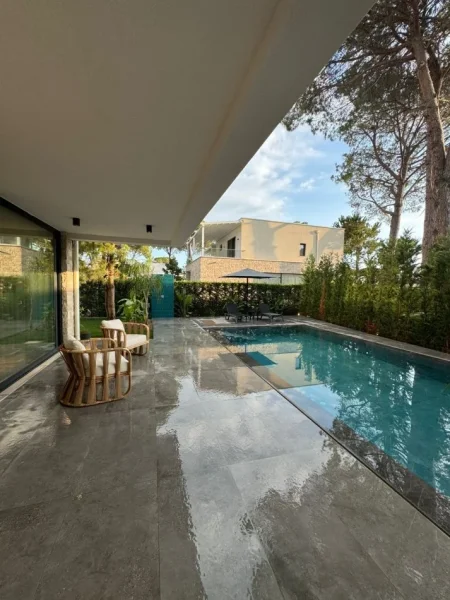 Durres, shitet Vile 3+1 Kati 2, 175 m² 790.000 € (san pietro)