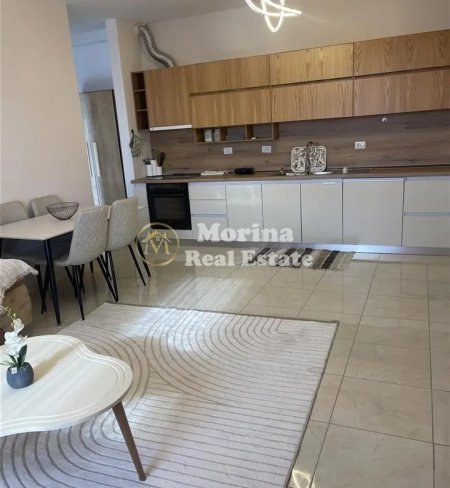Tirane, jepet me qera apartament 2+1+Ballkon Kati 4, 100 m² 500 € (Kamez)