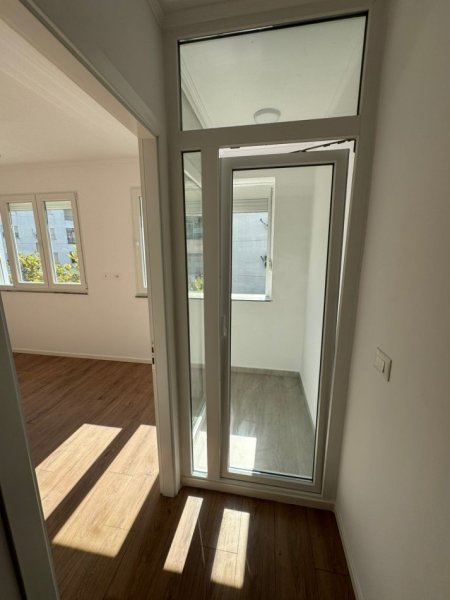 Tirane, shitet apartament 1+1+Ballkon Kati 7, 47 m² 102.000 € (don bosko)