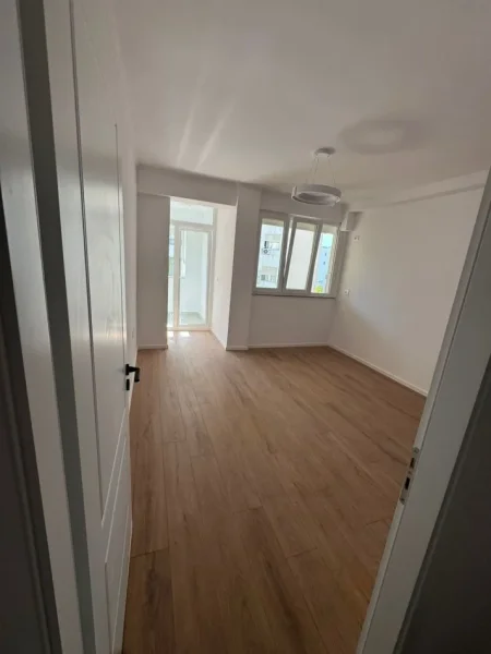 Tirane, shitet apartament 1+1+Ballkon Kati 7, 47 m² 102.000 € (don bosko)