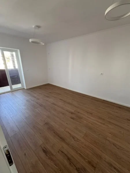 Tirane, shitet apartament 1+1+Ballkon Kati 7, 56 m² 117.000 € (don bosko)