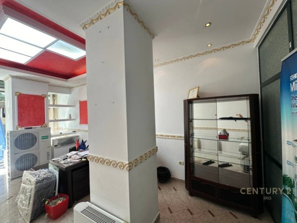 Tirane, jepet me qera ambjent biznesi Kati 0, 50 m² 400 € (Rr. Muhamet Gjollesha)