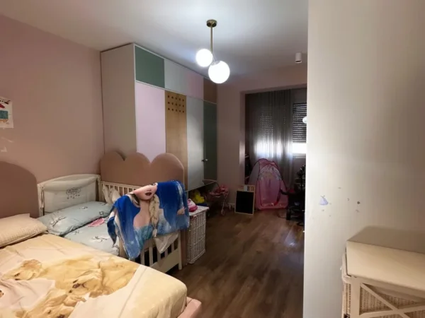 Tirane, shitet apartament 3+1 , 130 m² 230.000 € (21 DHJETORI)