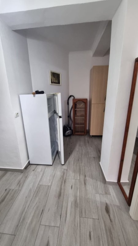 Tirane, jepet me qera apartament 1+1 Kati 5, 70 m² 550 € (Viva Market Don Bosko)