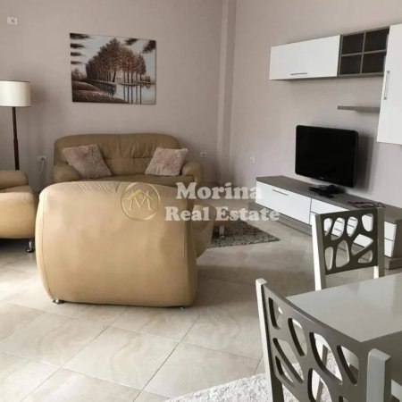Tirane, jepet me qera apartament 1+1+Ballkon Kati 1, 55 m² 370 € (Fresku)