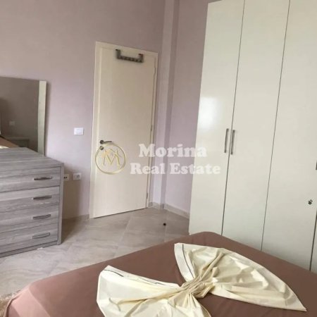 Tirane, jepet me qera apartament 1+1+Ballkon Kati 1, 55 m² 370 € (Fresku)