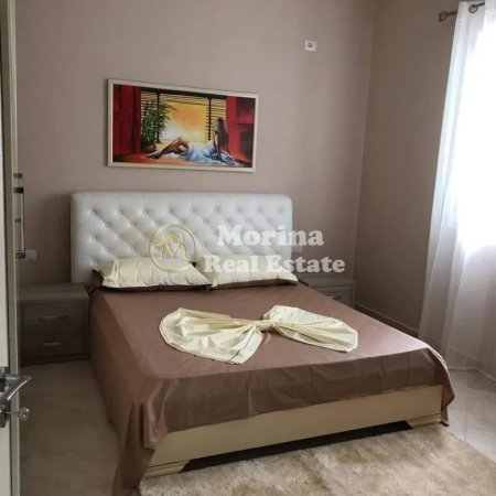 Tirane, jepet me qera apartament 1+1+Ballkon Kati 1, 55 m² 370 € (Fresku)