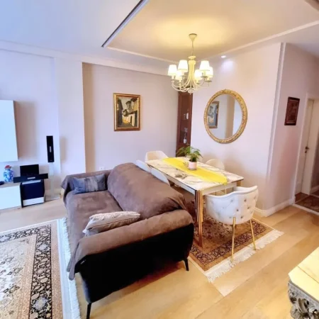 Tirane, shitet apartament 3+1 , 155 m² 510.000 € (stadiumi air albania)