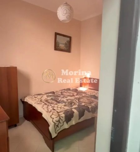 Tirane, jepet me qera shtepi 2+1 Kati 1, 100 m² 300 € (Rruga e Dibres)