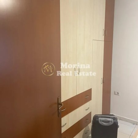Tirane, jepet me qera apartament 1+1 Kati 12, 60 m² 450 € (Ish Fusha Aviacionit)