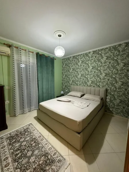 Tirane, shitet apartament 2+1+Ballkon Kati 5, 97 m² (prane stadiumit Air Albania)