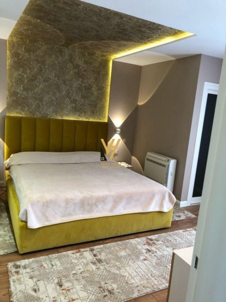 Tirane, shitet Vile 3 Katshe Kati 0, 300 m² 265.000 € (KAMEZ)