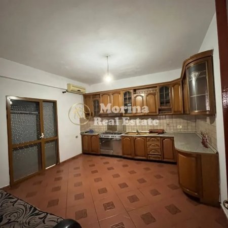 Tirane, jepet me qera apartament 2+1 Kati 2, 120 m² 450 € (Kodra E Priftit)