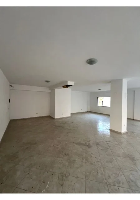 Durres, shitet ambjent biznesi , 103 m² 155.000 € (Rrota e kuqe)