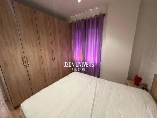 Tirane, jepet me qera apartament 1+1+Ballkon Kati 4, 60 m² 55,000 lekë/muaj (Selitë, pranë Xhamisë)