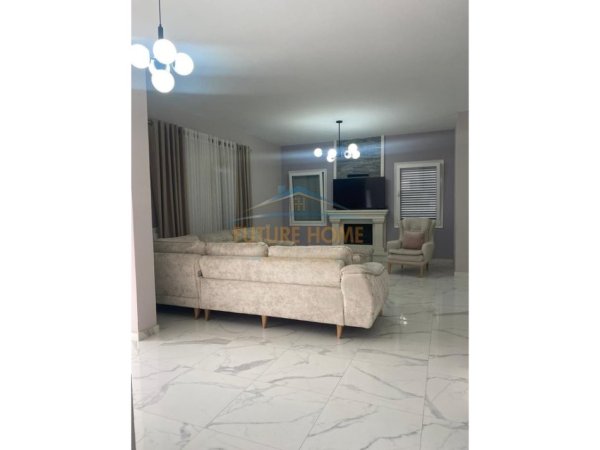 Tirane, jepet me qera shtepi 2+1 Kati 0, 220 m² 700 € 