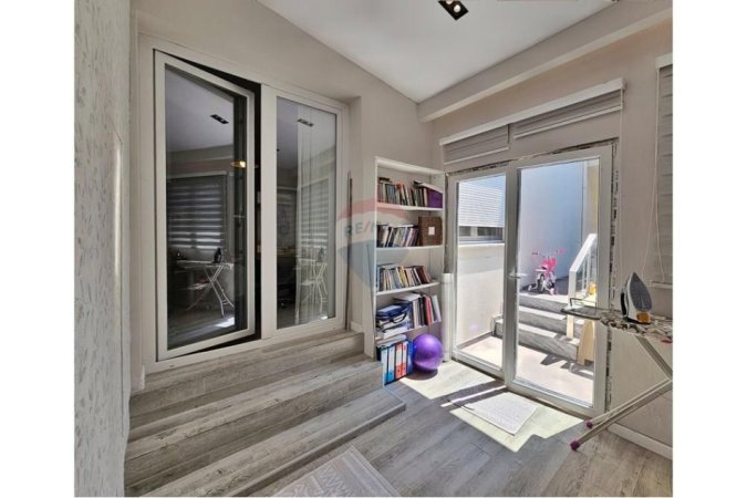 Tirane, shitet apartament 2+1 , 128 m² 255.000 € (Liqeni i Thate)