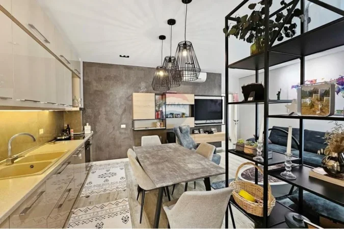 Tirane, shitet apartament 2+1 , 128 m² 255.000 € (Liqeni i Thate)