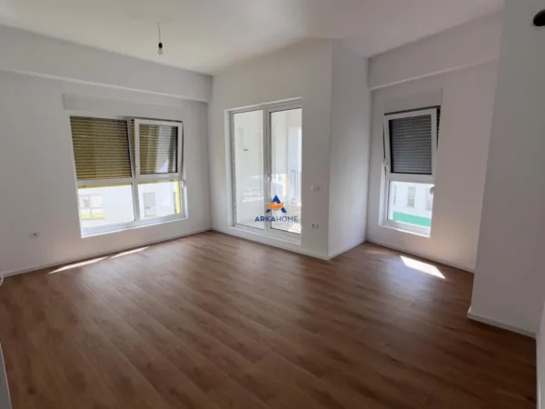 Tirane, shitet apartament 1+1+Ballkon Kati 5, 64 m² 109.480 € (KOMPLEKSI KAIMI, ALI DEMI)