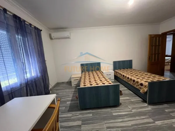 Tirane, jepet me qera apartament 2+1 Kati 6, 111 m² 650 € (Rruga Dritan Hoxha , Laprake)