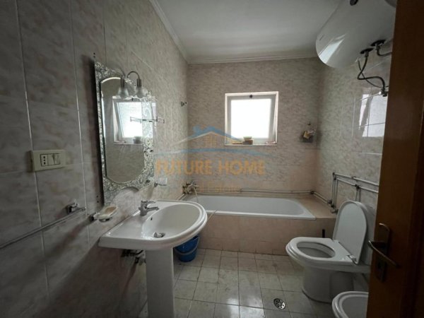 Tirane, jepet me qera apartament 2+1 Kati 6, 111 m² 650 € (Rruga Dritan Hoxha , Laprake)