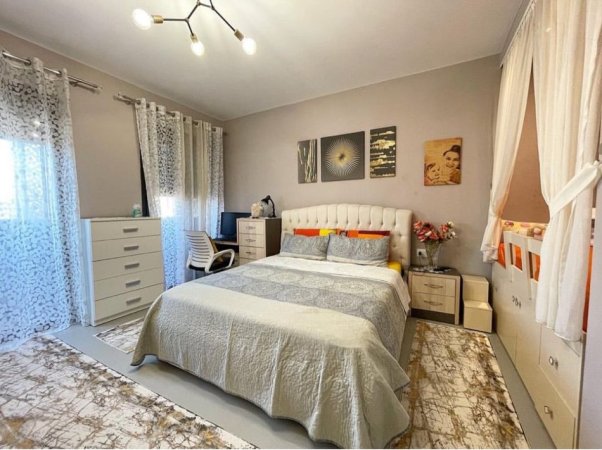 Tirane, jepet me qera apartament 1+1+Ballkon Kati 6, 75 m² 900 € (Stadiumi Dinamo)