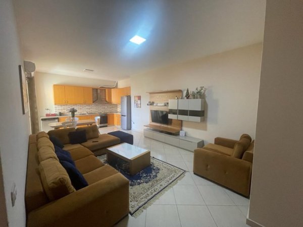 Tirane, shitet apartament 2+1 Kati 6, 116 m² 240.000 € (Kompleksi Delijorgj, Rruga e Kavajës)