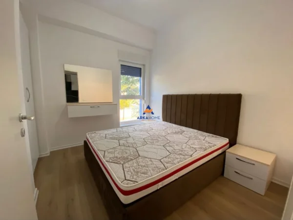 Tirane, shitet apartament 2+1+Ballkon Kati 1, 73 m² 120.000 € (SHITET APARTAMENT * 2+1 73 M2 ME ASHENSOR * 1 BALLKON * ⁠1 TUALET * ⁠2 DHOMA GJUMI * ⁠KATI I PARE * ⁠ALIDEM KAIMI * ⁠NDRICIM NATYRAL * ⁠TUALET ME DRITARE * ⁠NE N...