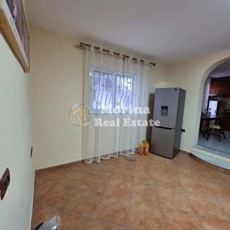 Tirane, jepet me qera apartament 2+1 Kati 1, 100 m² 500 € (Kinostudio, Klan TV)