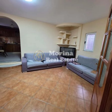 Tirane, jepet me qera apartament 2+1 Kati 1, 100 m² 500 € (Kinostudio, Klan TV)
