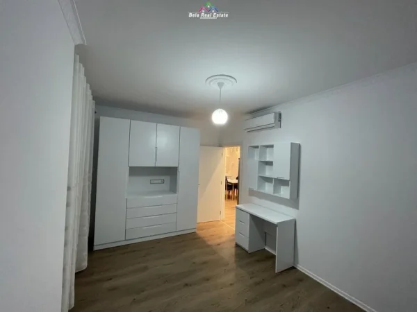 Tirane, jepet me qera apartament 2+1 Kati 5, 103 m² 90.000 leke reja  (don bosko)