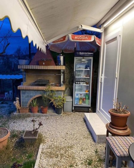 Tirane, shitet shtepi 1 Katshe Kati 0, 625 m² 115.000 € (Vaqarr)