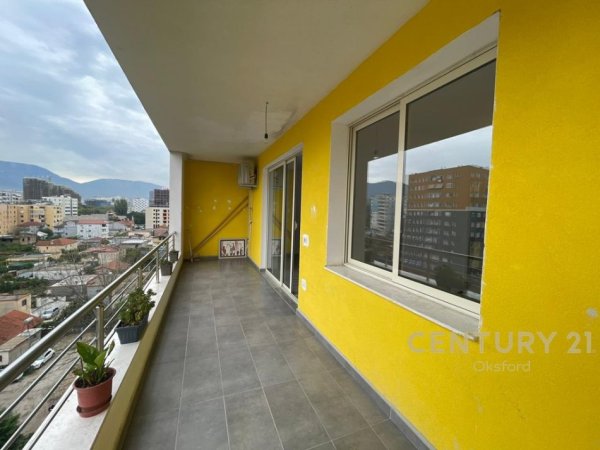 Tirane, jap me qera apartament 1+1 Kati 7, 450 € (Ish Fusha Aviacionit)