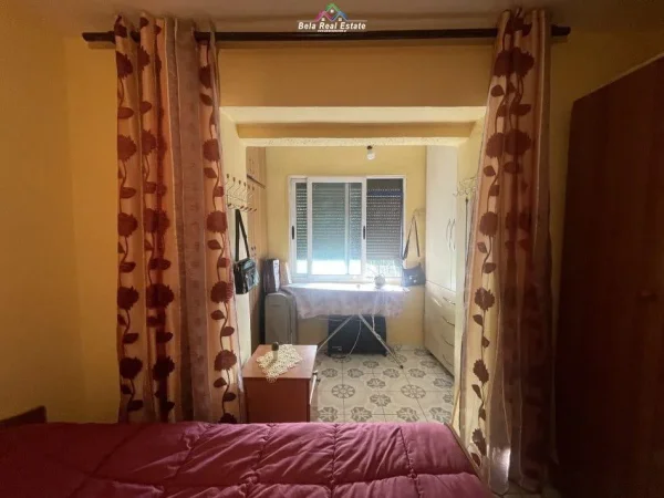 Tirane, shes apartament 2+1 Kati 2, 70 m² 130.000 € (xhamllik)