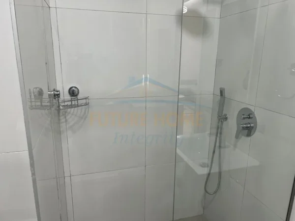 Tirane, jepet me qera apartament 1+1 Kati 4, 60 m² 430 € (ALIDEM , Kompleksi Mangalem)