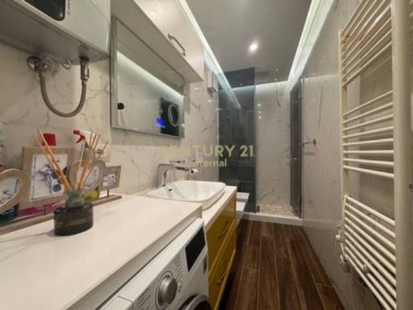 Tirane, jepet me qera apartament 2+1 Kati 2, 90 m² 700 € (Rezidenca Kodra e Dielllit 2)